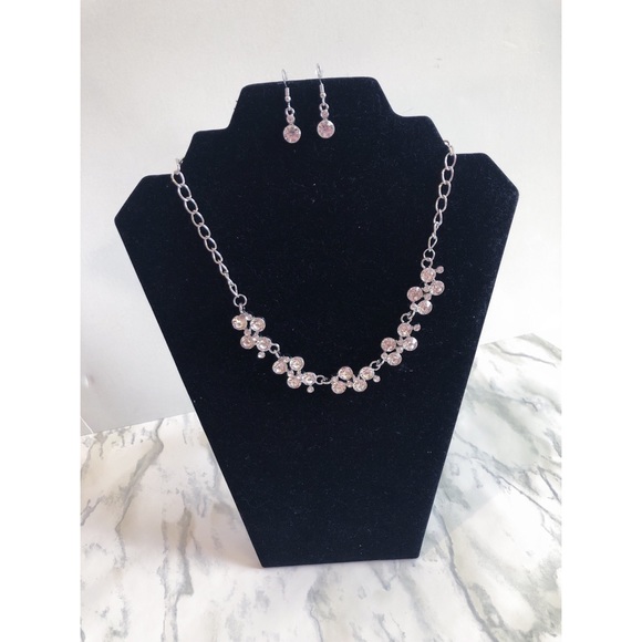 NEW Rhinestone Jewelry Set - Picture 3 of 4